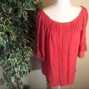4/$20 - Bobeau Coral Boho Lace Sleeved Top Size L